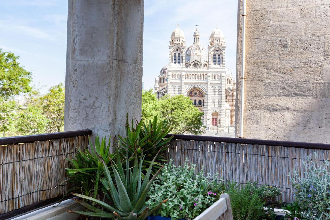 Terrasse Fadoli - Grande Terrasse Avec Vue Mer Et Cathedrale Marseille Exterior photo